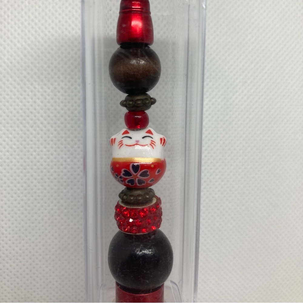 Hand Beaded Pen w/Display Box and Two Ink Refills